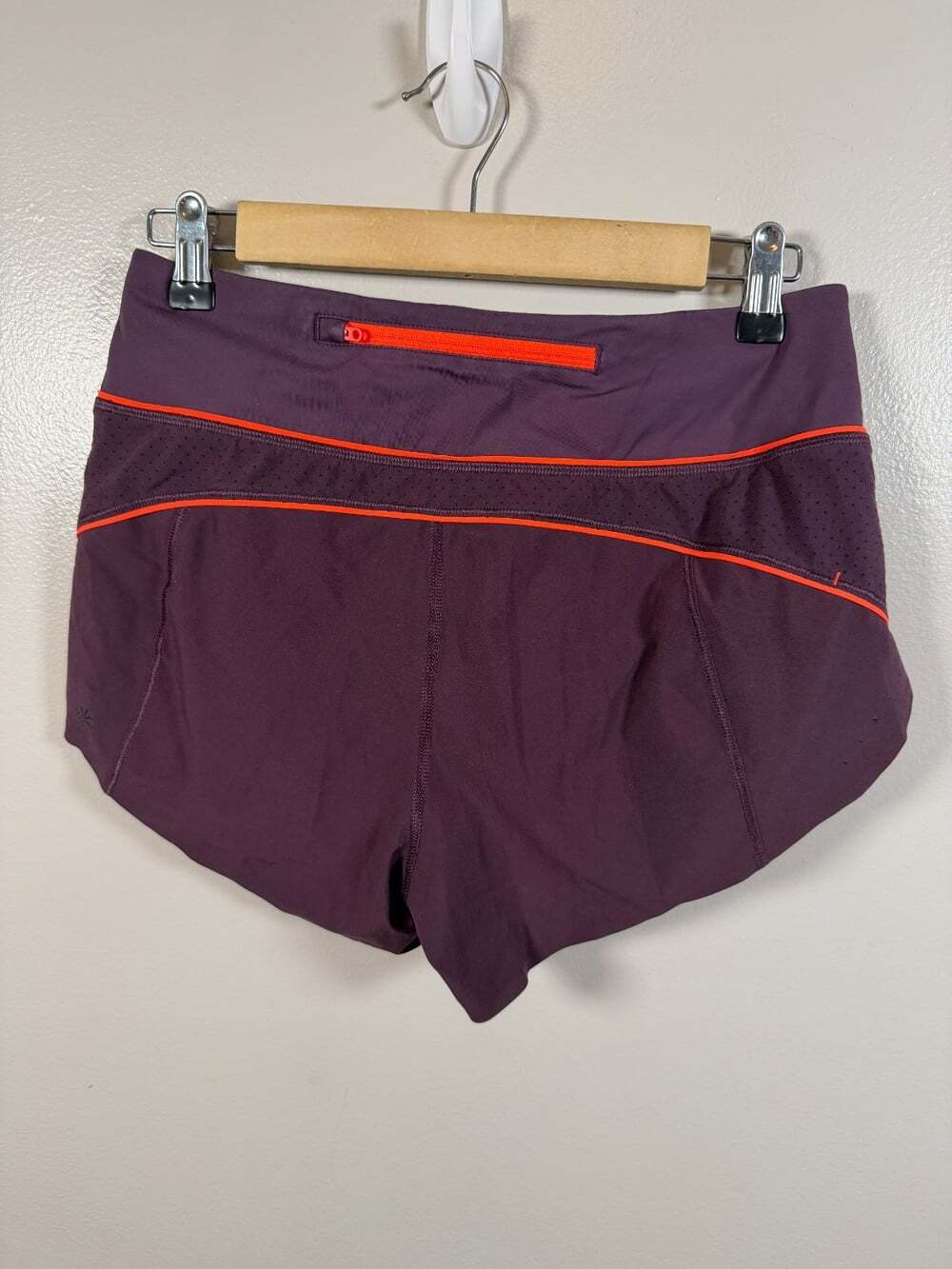 Athleta Run With it Short Size XS Purple Running Athletic Workout Gym Travel - Picture 2 of 11